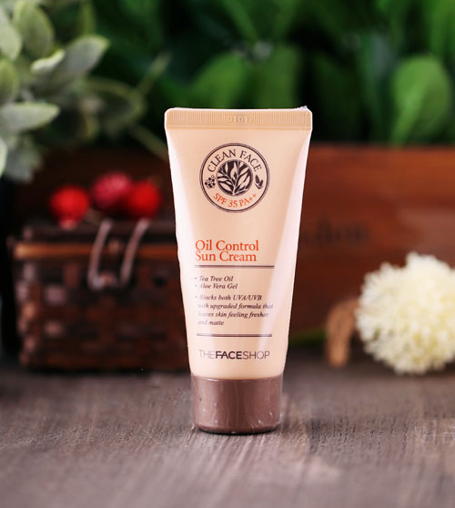 Kem Chống Nắng CLean Face Oil Control Sun Cream SPF35 PA++ – The face Shop 1