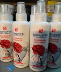 Xịt Khoáng Cung Cấp Vitamin Novosvit