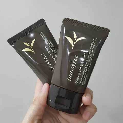 Kem dưỡng da Innisfree Black Green Tea Cream dạng tuýp