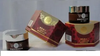 Kem Vua Khử Nám Nhật Bản