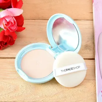 Phấn phủ kiềm dầu Oil Clear Smooth & Bright Pact SPF30 PA++ The Face Shop