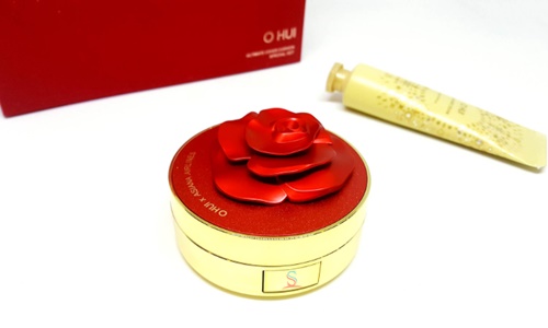 Set Phấn Nước + Kem Dưỡng Tay Ohui 2