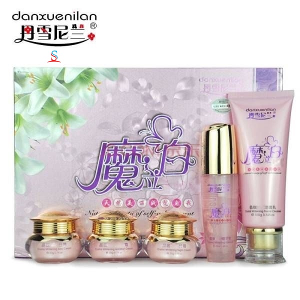 Bộ mỹ phẩm cao cấp dưỡng da trị nám Hoàng Cung 1