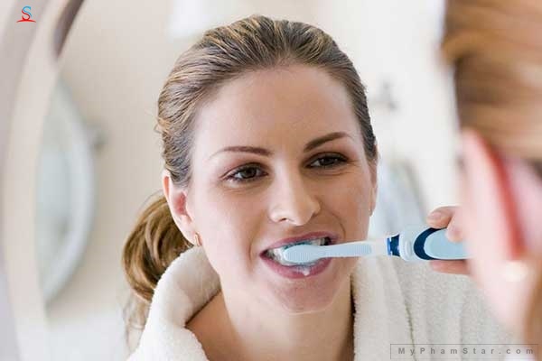 Kem đánh răng Sensodyne Gentle Whitening 6