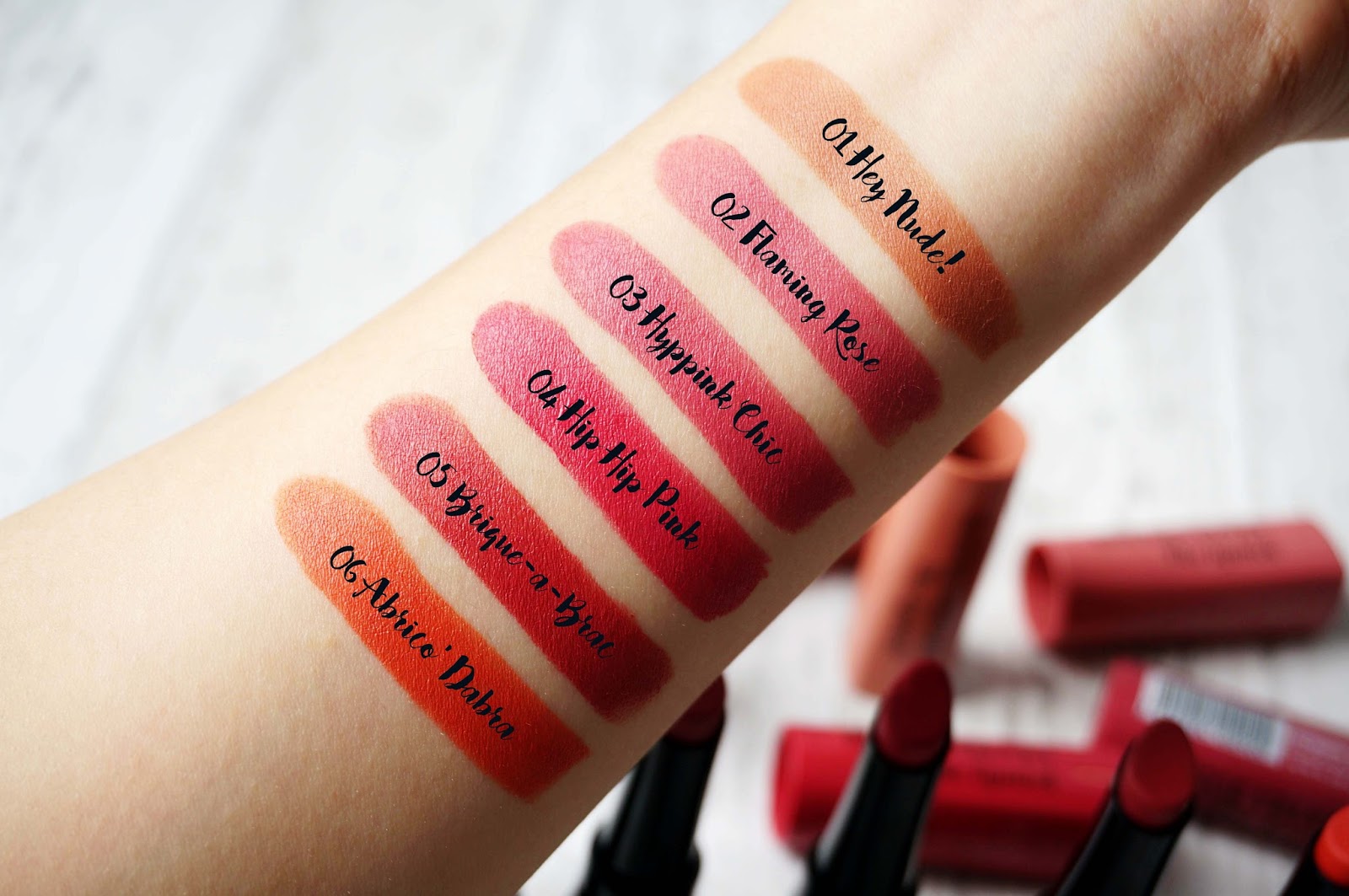 Son Thỏi Bourjois Rouge Velvet Lipstick 4