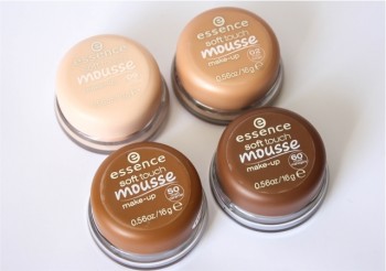 Phấn tươi Essence Soft Touch Mousse 1